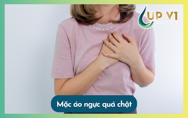 đầu nhũ hoa to vì mặc áo ngực quá chật